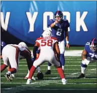  ?? Adam Hunger / Associated Press ?? New York Giants quarterbac­k Daniel Jones in action against the Arizona Cardinals on Sunday.