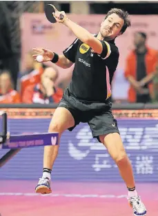  ?? FOTO: IMAGO ?? Attacke: Timo Boll bei einem Vorhandsch­lag.