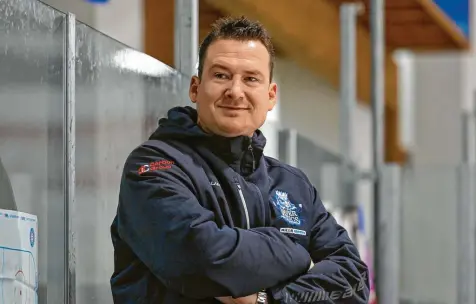 ?? Foto: Thorsten Jordan (Archivbild) ?? HCL-Trainer Martin Hoffmann hat allen Grund, zufrieden auf die Saison in der Eishockey-Bayernliga zurückzubl­icken.