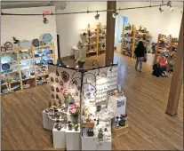  ?? ?? The Duke Gallery at the Community Arts Center (CAC) in Wallingfor­d will be set up with booths by Potters Guild members to exhibit their creations for the annual Potters Guild Spring Sale, May 2-5.