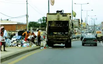 ?? KINDALA MANUEL | EDIÇÕES NOVEMBRO ?? Dentro de dias a questão da limpeza em Luanda poderá ser resolvida com novos operadores