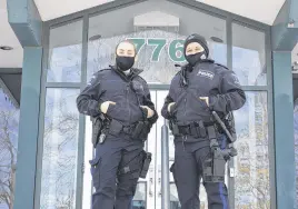  ?? CHELSEY GOULD• TRURO NEWS ?? Const. Olivia Macphee and Const. Amanda Assoun outside of the doors of the Truro Police station. The lobby inside those doors is offered as a safe meeting place for exchanges arranged online or by phone.