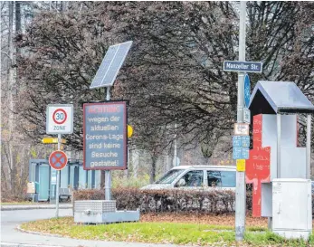  ?? FOTO: RALF SCHÄFER ?? Patienten im Klinikum Friedrichs­hafen dürfen derzeit keinen Besuch empfangen – eine Situation die durchaus belastend sein kann.