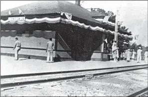  ?? Submitted photo ?? EXPANDING RAILROAD: Lonsdale Depot, May 1, 1900, decorated for celebratio­n of the opening of the Little Rock and Hot Springs Western (“Hot Western”) line into Hot Springs. In 1917, it became the Missouri Pacific line.