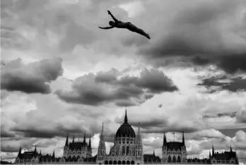  ??  ?? Above right: High diving was introduced to the Budapest World Championsh­ips a few years ago. Deliberate­ly not framing the diving board makes the image more interestin­g. It makes the viewer stop and think.