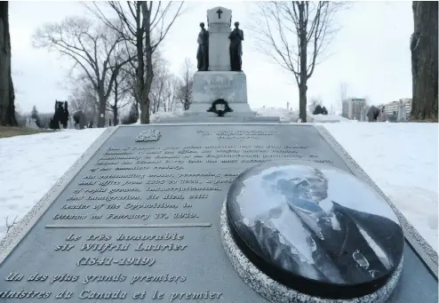  ?? JULIE OLIVER / POSTMEDIA ?? The badly weathered portrait of Wilfrid Laurier is one of many problems found at the burial sites of Canadian prime ministers.