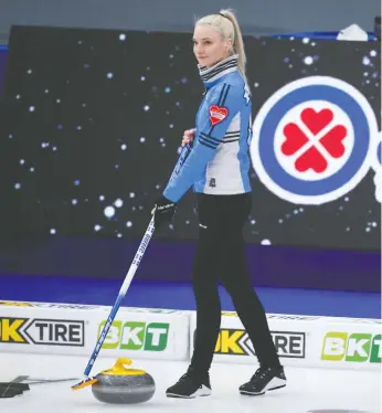  ?? JEFF MCINTOSH / THE CANADIAN PRESS ?? Team Quebec skip Laurie St-Georges' team is in a good position at the Scotties Tournament of Hearts
in Calgary, as one of three with a 6-2 record. Team Canada and Ontario co-lead at 7-1.