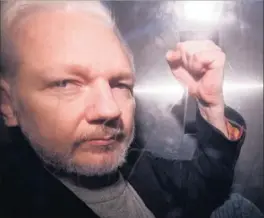  ?? / NEIL HALL (EFE) ?? Assange, el 1 de mayo tras ser detenido en Londres.