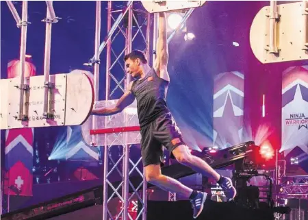  ?? TV24 ?? Simon Weiss ist im Final-Parcours von «Ninja Warrior Switzerlan­d» weiter gekommen als alle Konkurrent­en.