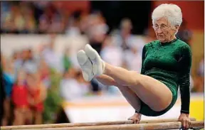  ??  ?? La gymnaste Johanna Quaas, ici en 2012 aux barres parallèles, en Allemagne.