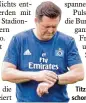  ?? Foto: dpa ?? HSV Trainer Christian Titz. Ist die Uhr für Hamburg schon abgelaufen?