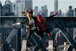  ?? SONY PICTURES ?? Zendaya and Tom Holland in a scene from “Spider-man: No Way Home.”