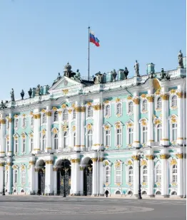  ??  ?? The Winter Palace at Saint Petersburg.