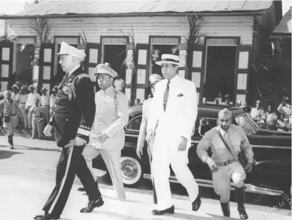  ?? AGN ?? El dictador Rafael Leónidas Trujillo, durante una ceremonia.