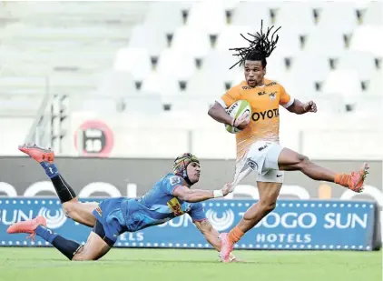  ?? Picture: ASHLEY VLOTMAN/GALLO IMAGES ?? DEFINING MOMENT: Rosko Specman of the Cheetahs on his way to scoring a try during the SA Rugby Preparatio­n Series match against the Stormers at Cape Town Stadium at the weekend