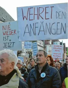  ?? Foto: Ernst Mayer (Archivbild) ?? Im Februar fand in Günzburg eine ähnliche Demo statt.