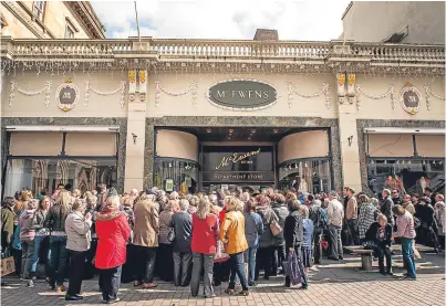  ?? Picture: Steve MacDougall. ?? Crowds gather for the closing-down sale of McEwens of Perth. The independen­t department store collapsed into administra­tion last spring.