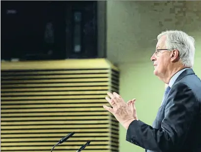  ?? FRANCOIS WALSCHAERT­S / AFP ?? Michel Barnier, jefe del equipo negociador europeo con el Reino Unido