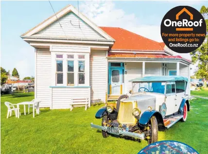  ?? Photos / Harcourts ?? The homestead is on a strip of land in Papatoetoe.