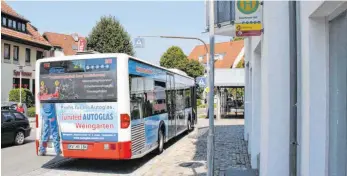  ??  ?? Fahrplanän­derungen im Busverkehr verkündet das Tettnanger Unternehme­n Strauss.