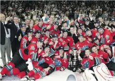  ?? ROGER TEPPER/KELOWNA DAILY COURIER ?? The Kelowna Rockets, shown celebratin­g a Memorial Cup championsh­ip victory at home in 2004, are one of four bidders from the WHL for the CHL’s 2020 championsh­ip.