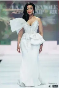  ??  ?? SHOW-STOPPER wedding gown by La Art Neviole Emporium.