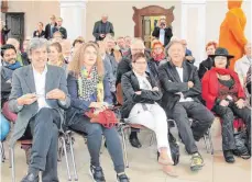  ?? SZ-FOTO: KÖ ?? Viele Besucher kamen zur Vernissage aufs Schloss.