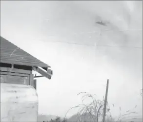  ??  ?? Photo of an UFO, taken by a McMinnevil­le, Ore. farmer in 1950.