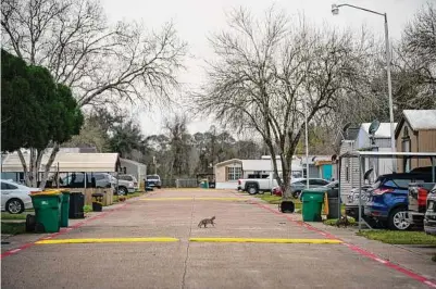  ?? Mark Mulligan / Staff photograph­er ?? Chimene Van Gundy once called mobile home parks such as this one “an untapped market in real estate.” Now a receiver has been appointed to take control of one of her related businesses.