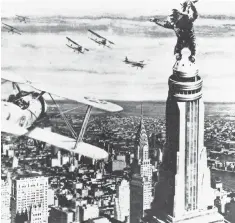  ?? RKO RADIO PICTURES ?? The new Kong shares some features with the 1933 version, shown here in the iconic scene atop the Empire State Building.