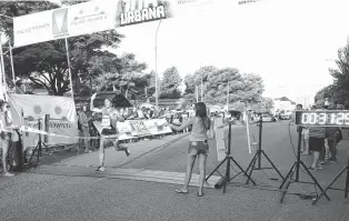  ?? FOTOS: AGENCIA MONTE HERMOSO ?? Con cinco presencias, Sanguinett­i se impuso en las últimas cuatro carreras de Monte 10K.