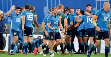  ??  ?? Gli azzurri del rugby al Franchi durante la partita vittoriosa contro il Sudafrica La speranza è quella di replicare quella giornata storica sabato prossimo