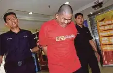  ??  ?? MOHD Saiful mengaku tidak bersalah di Mahkamah Sesyen Kuala Terengganu atas pertuduhan memiliki heroin seberat 6.91 gram.
