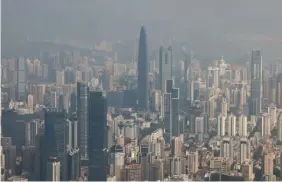  ?? DICKSON LEE/SOUTH CHINA MORNING POST ?? General view of Shenzhen, from the Free Sky observatio­n deck in Ping An Finance Center, the tallest building in the Greater Bay Area