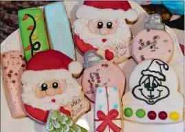  ?? SEAN D. ELLIOT/THE DAY ?? A display of Emmy Stallings cookie decorating work in her Oakdale home. Stallings was recently licensed by the state to sell her cookies at fairs and farmers markets.