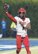  ?? BEN MCKEOWN/AP ?? North Carolina State quarterbac­k MJ Morris, pictured Oct. 14, announced Wednesday that he’s transferri­ng to Maryland.