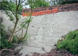  ?? THE HRE GROUP ?? The infilled bridge at Great Musgrave, which would need removing to connect the Eden Valley Railway with the Stainmore Railway Company.