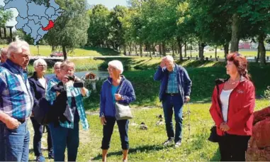  ??  ?? GAMLEBYEN: På tur i Fredriksta­ds historiske del.