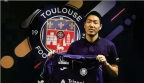  ??  ?? Gen Shoji, défenseur internatio­nal japonais, a signé jusqu’en juin 2022.