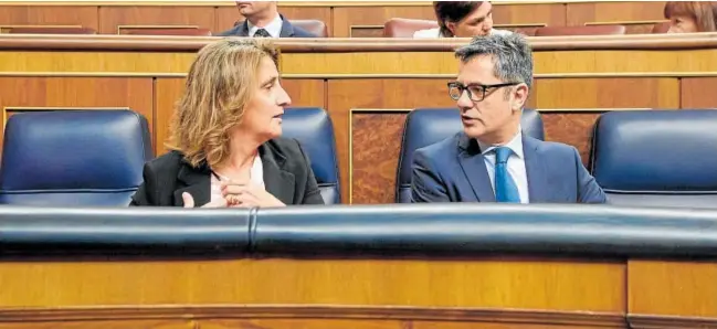  ?? // EP ?? La vicepresid­enta Ribera, junto al ministro Bolaños ayer en el Congreso de los Diputados