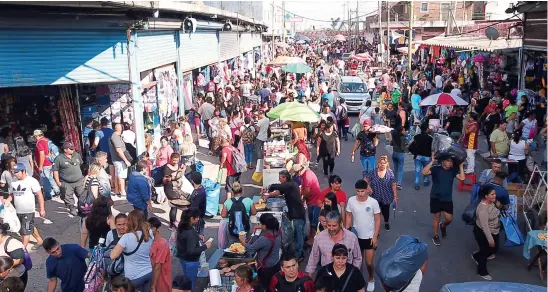  ?? archivo ?? La Salada, siempre bajo la lupa de los organismos de los Estados Unidos por la venta de productos falsificad­os