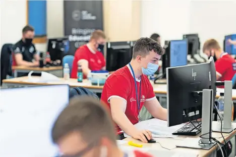  ?? ?? Hard working Twenty-two New College Lanarkshir­e students have been announced as finalists in this year’s Worldskill­s UK