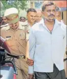  ?? PTI FILE ?? Businessma­n Moninder Singh Pandher and Prime accused Surinder Koli (right) were held guilty by the CBI court in Ghaziabad on Thursday.