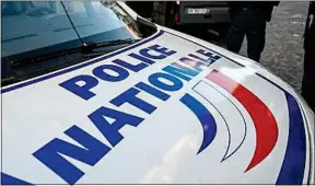  ??  ?? En 2018, Ishaq, 16 ans à l’époque, est passé à tabac par deux policers.