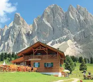  ??  ?? Bellezza in quota
Squarci di paesaggio e momenti in mezzo alla natura, negli itinerari tra malghe e bivacchi in Trentino
