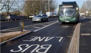  ?? ?? Reading Borough Council looks set to go ahead with six new bus lanes aimed at speeding up public transport as proposals have been recommende­d