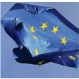  ?? FOTO: DPA ?? Die Stadt Neuss zeigt Flagge für Europa.
