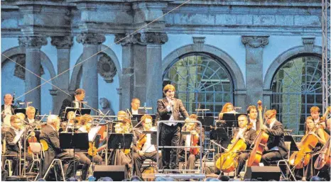  ?? FOTO: DONAU PHILHARMOI­E ?? Am Samstag ist beim Musikfest auf Schloss Weikershei­m unter anderem die Donau Philharmon­ie Wien zu hören.