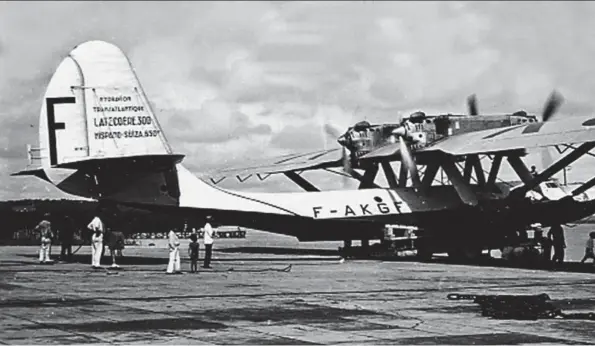  ?? FONDATION LATÉCOÈRE ?? Spécialeme­nt conçu pour franchir l’Atlantique sud, le Latécoère 300 volait depuis décembre 1931. Il effectua sa première traversée de l’Atlantique sud le 3 janvier 1934.