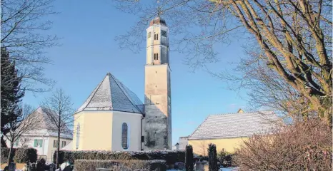  ?? FOTO: BERNHARD HAMPP ?? Die Pfarrkirch­e Sankt Otmar in Elchingen muss saniert werden.